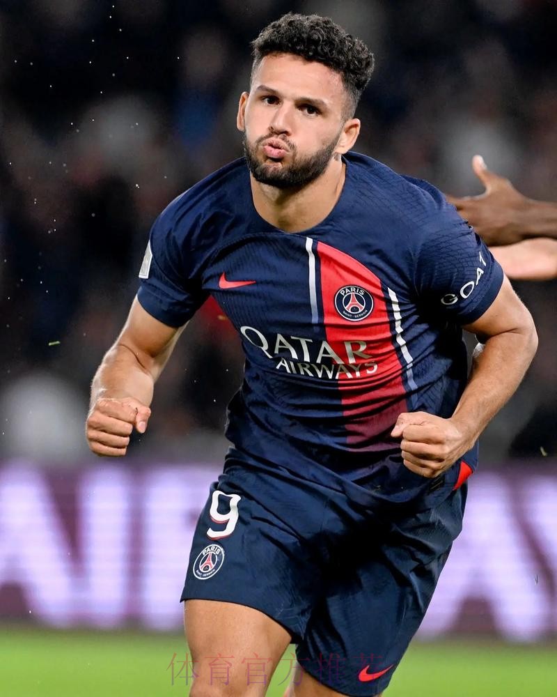 拉莫斯首选加盟巴黎 最近几个小时谈判已有进展 拉莫斯首选加盟巴黎 最近几个小时谈判已有进展