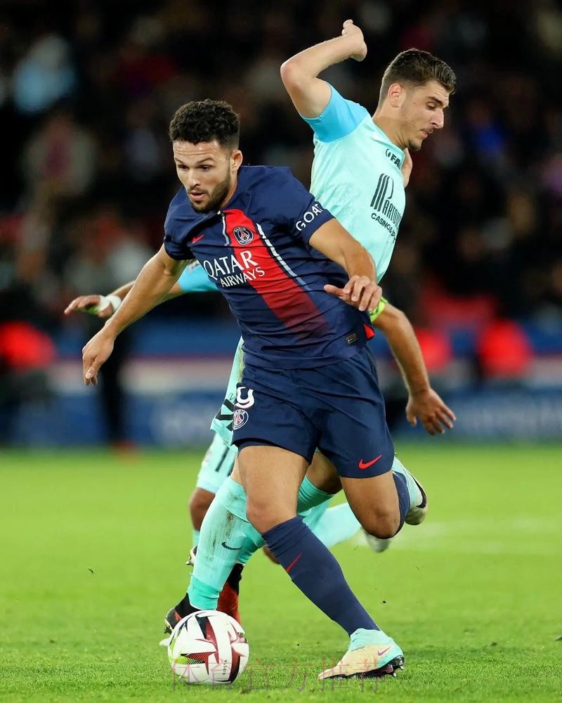 拉莫斯首选加盟巴黎 最近几个小时谈判已有进展 拉莫斯首选加盟巴黎 最近几个小时谈判已有进展