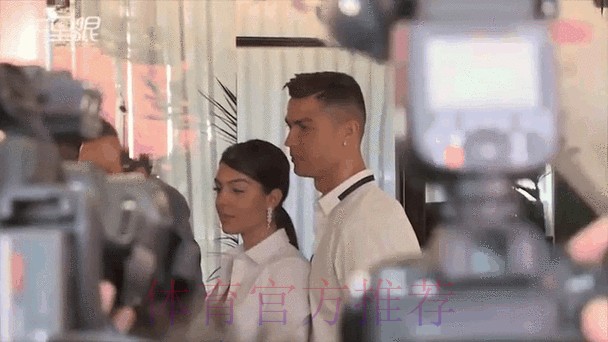 C罗宣布新生龙凤胎男婴夭折 曼联皇马官方致哀 C罗宣布新生龙凤胎男婴夭折 曼联皇马官方致哀